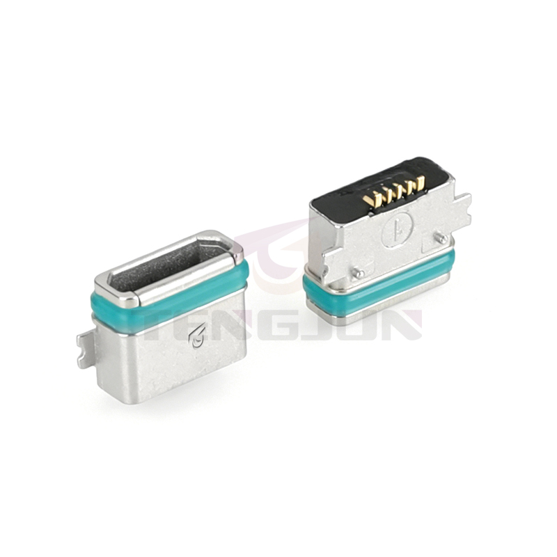 防水MICRO母座 5PIN 板上卧贴 2.0A&1.0A L7.35 双耳半圆角带前柱 IPX7